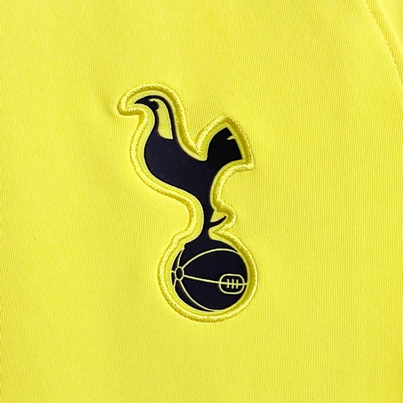 NEW Nike Tottenham Hotspur Yellow Dri-Fit Training Jersey Men’s size Medium - Picture 4 of 10